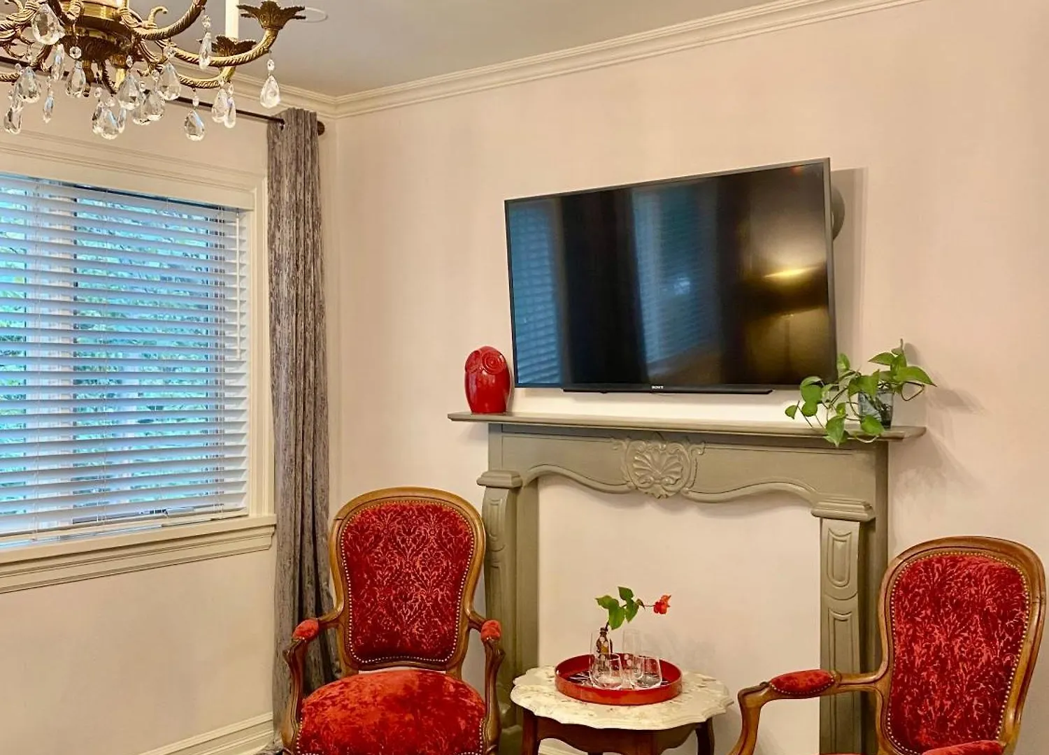Downtown Luxury Victorian Retreat Hotel Toronto Guest house