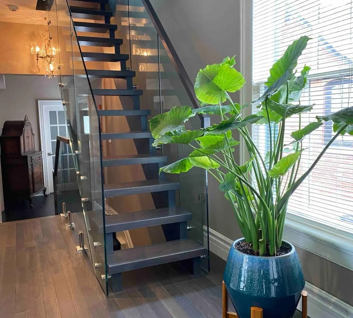 Downtown Luxury Victorian Retreat Hotel Toronto Guest house